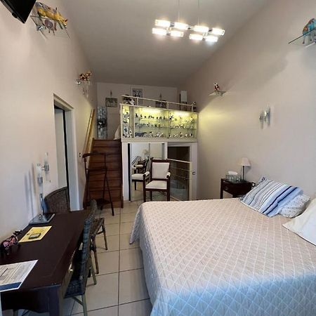 Hotel Le Manoir Aux Vaches Ивто Екстериор снимка